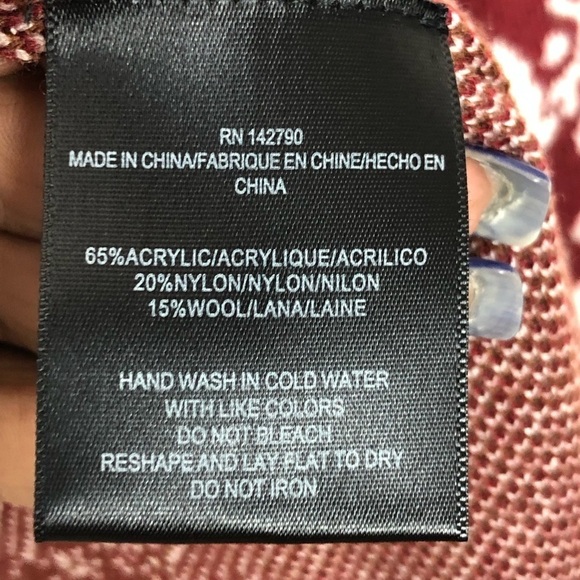 𝅺Vertigo poppy intarsia burgundy & white floral hooded cardi sweater coa… - Picture 6 of 15